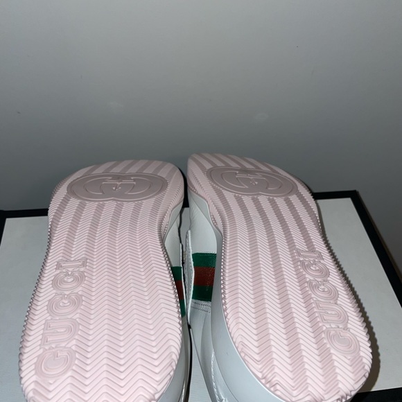 GUCCI Men Web Lace-Up Sneaker - Picture 4 of 5